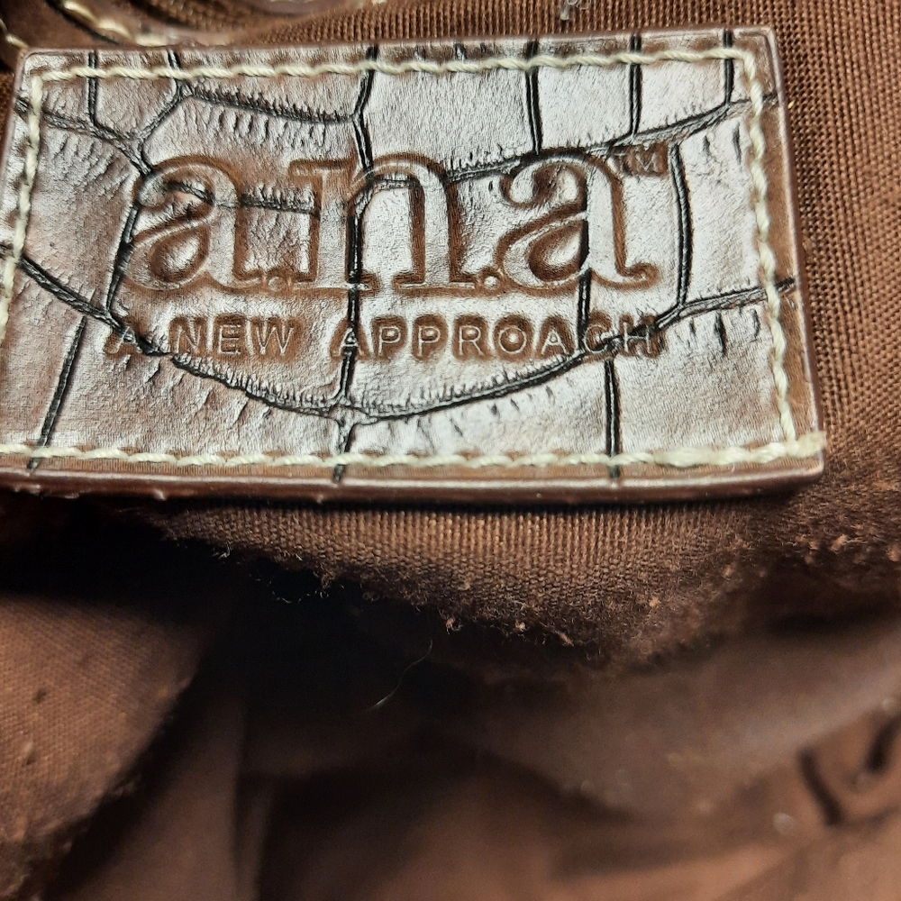 A.N.ANew  Faux Leather/Crocodile embossed Purse GUC - Picture 11 of 12
